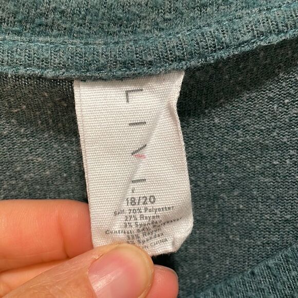 Livi Active woman’s long sleeve white and grey striped top - Picture 5 of 8